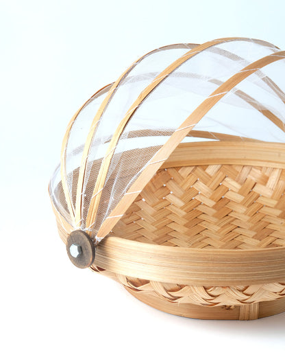 Panera de bambú natural con persiana de malla Magelang redonda, hecho a mano con acabado natural, fabricado en Indonesia