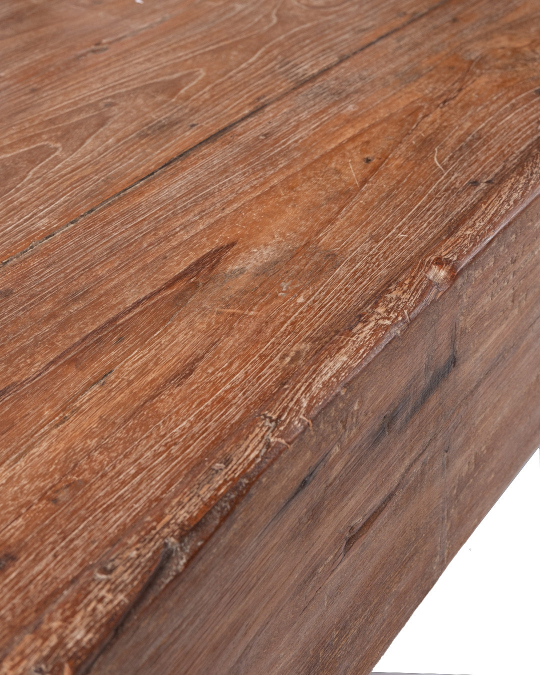 sofa de madera natural macizo de teca Batu Karas, tallado a mano con apoya brazos y respaldo, acabado natural, altura 85 cm largo 205 cm ancho 100 cm, fabricado en Indonesia