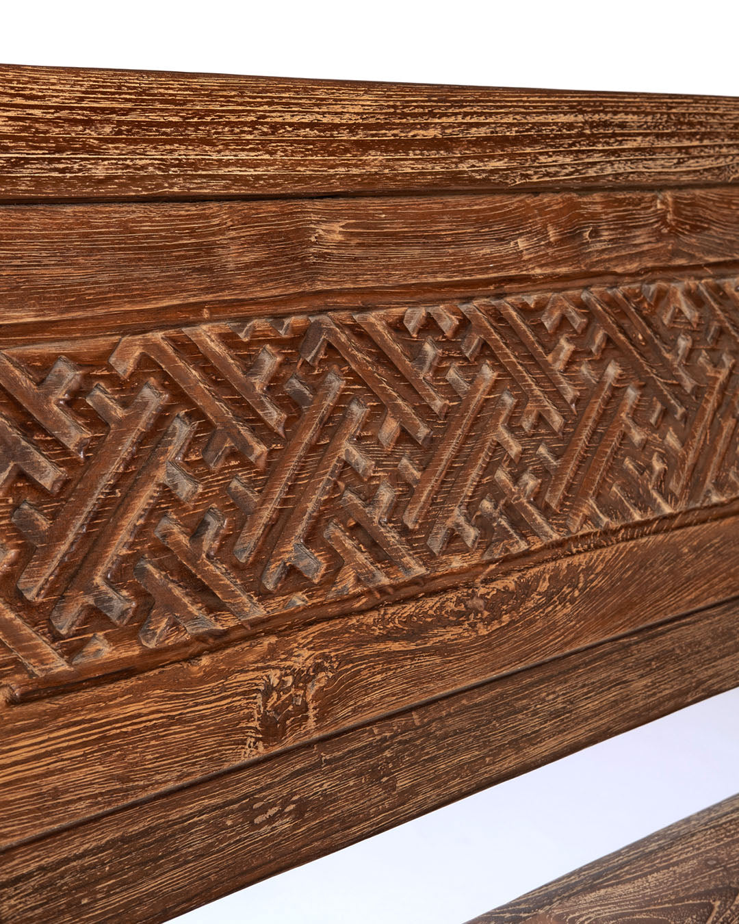 sofa de madera natural macizo de teca Batu Karas, tallado a mano con apoya brazos y respaldo, acabado natural, altura 85 cm largo 205 cm ancho 100 cm, fabricado en Indonesia