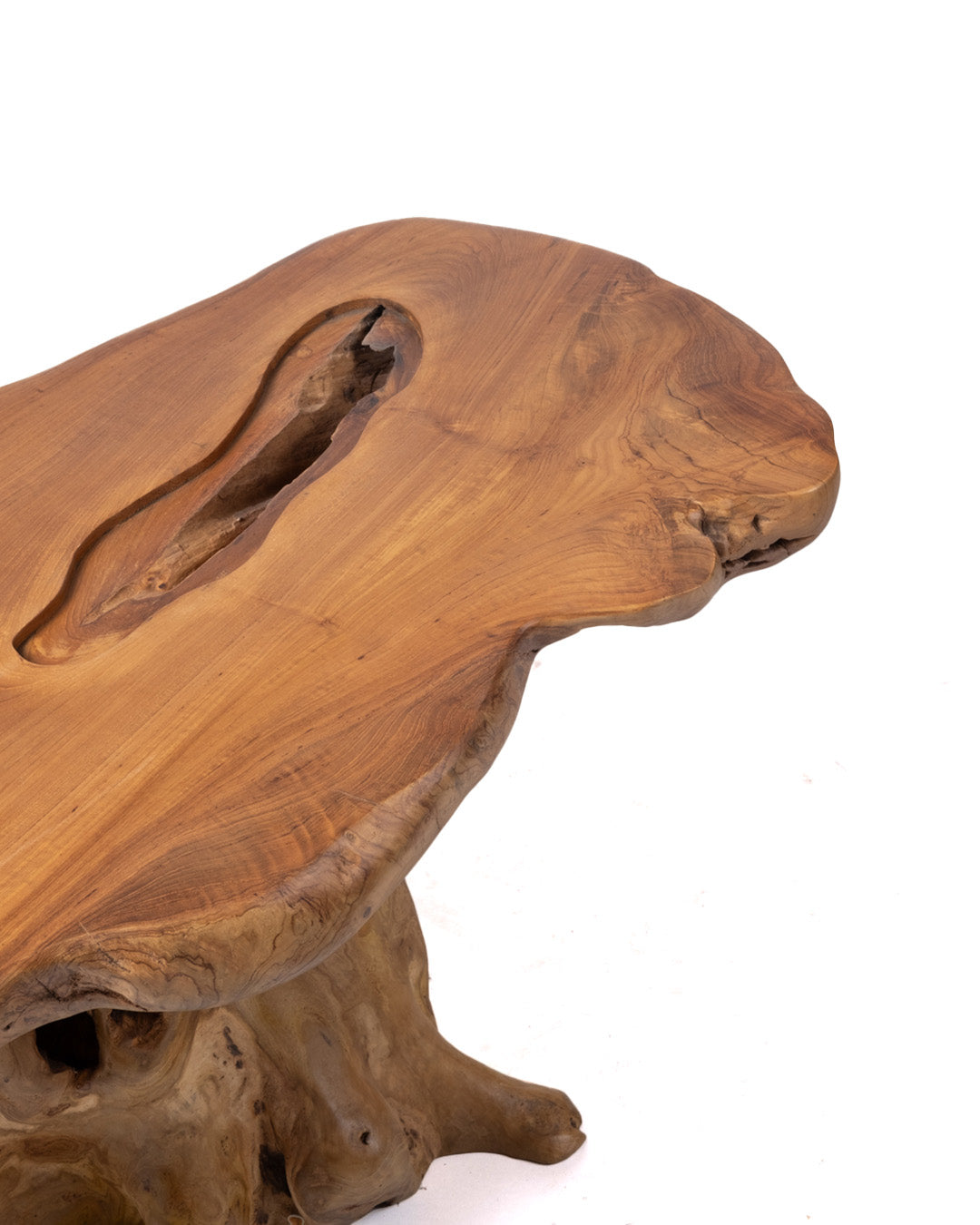 ULTIMA UNIDAD DISPONIBLE! Mesa de centro de madera maciza natural de teca Maratua, hecha a mano con acabado natural, 47 cm Alto 108 cm Largo 54 cm Profundidad, origen Indonesia