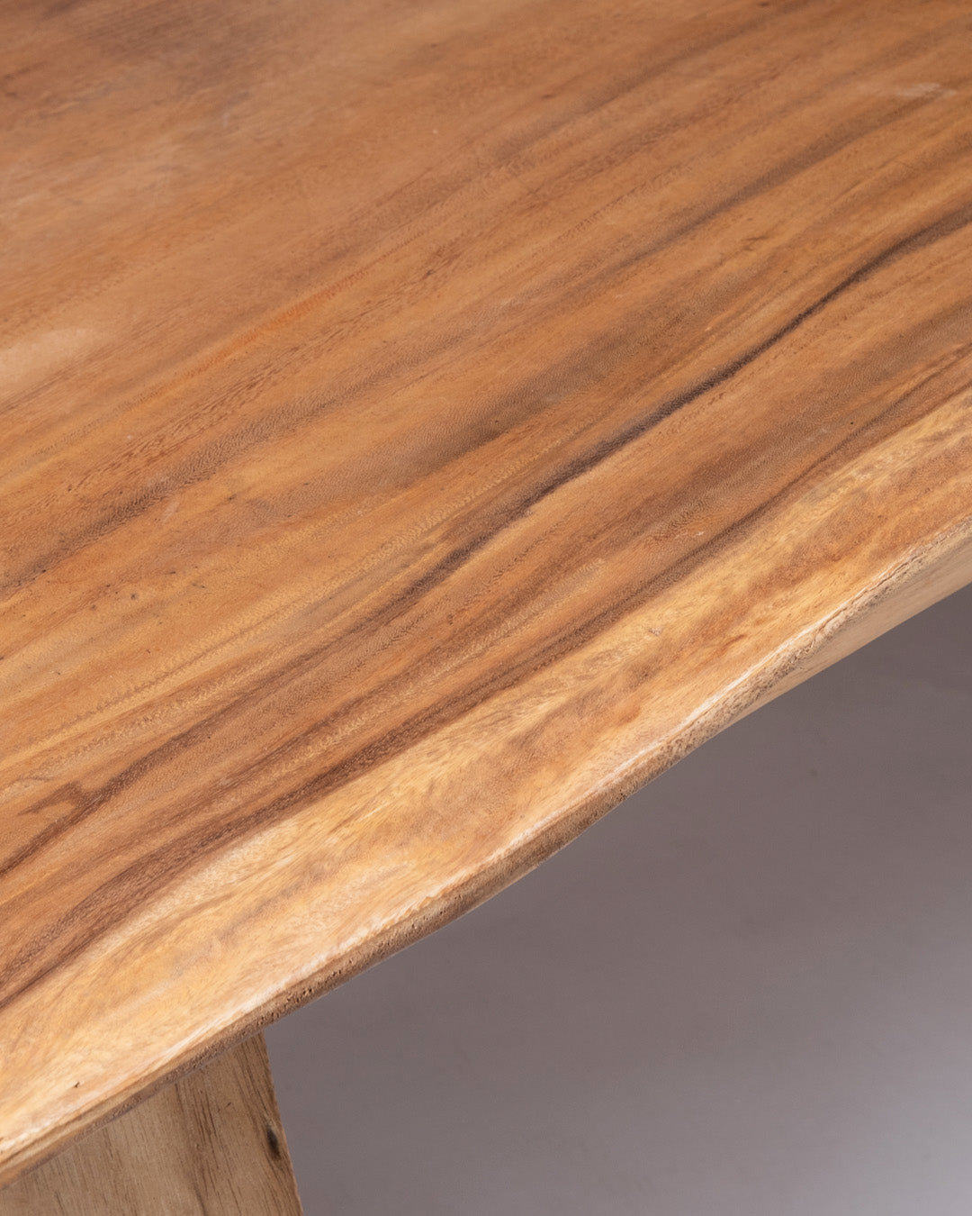 Mesa de comedor madera natural maciza de samán Bitung, hecha a mano de una sola pieza con acabado natural, consultar las medidas en stock, origen Indonesia
