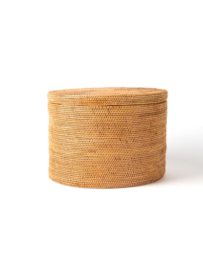 Cesto de ratán 100% natural de halus Alor decorativo con tapa, organizador hecho a mano con acabado natural redondo, 30 cm de diámetro x 22 de altura, fabricado en Indonesia