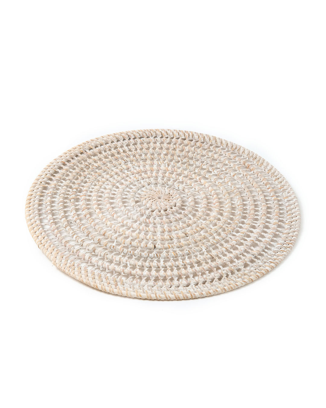 Mantel individual de ratán natural calado redondo Balikpan B decorativo, trenzado a mano con acabado blanco, de 35 cm de diámetro, fabricado en Indonesia
