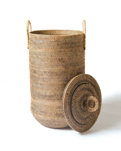 Cesto de ratán 100% natural Buru decorativo con asas y tapa, grande, hecho a mano con acabado natural con forma cilíndrica, 70 cm x 35 cm, fabricado en Indonesia