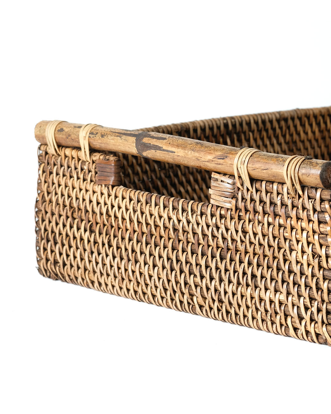 Wakatobi rattan tray