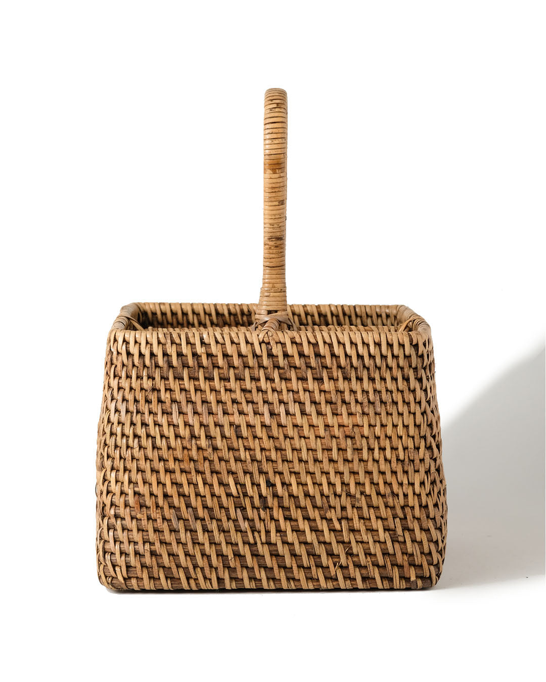 Organizador porta botellas cuadrado de ratán Batun