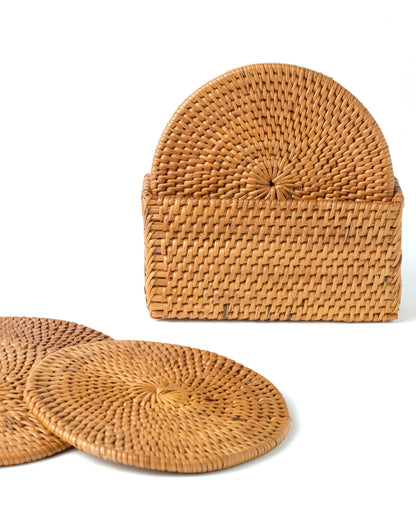 Set de 6 Posavasos Parepare de ratán halus echo a mano redondo de Indonesia , altura 11 cm largo 11 cm profundidad 4 cm