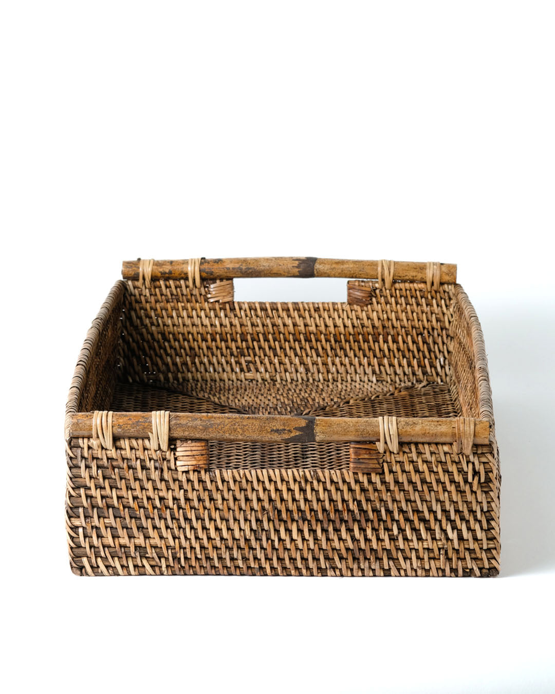 Wakatobi rattan tray