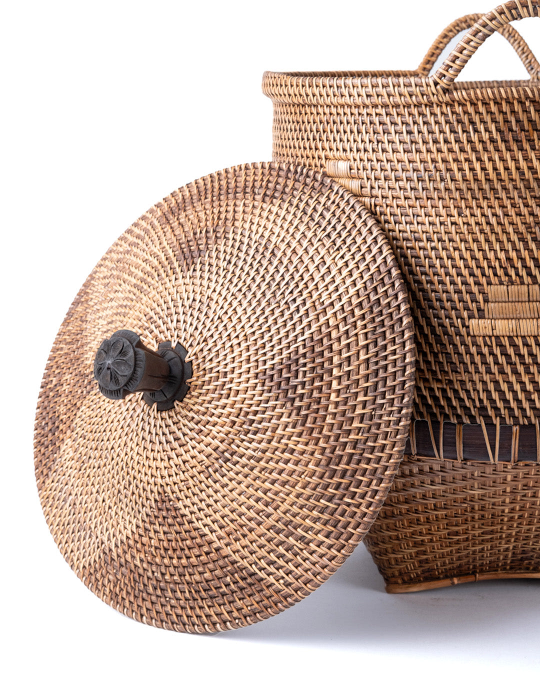 Panier en rotin des îles Togian avec couvercle 60 H