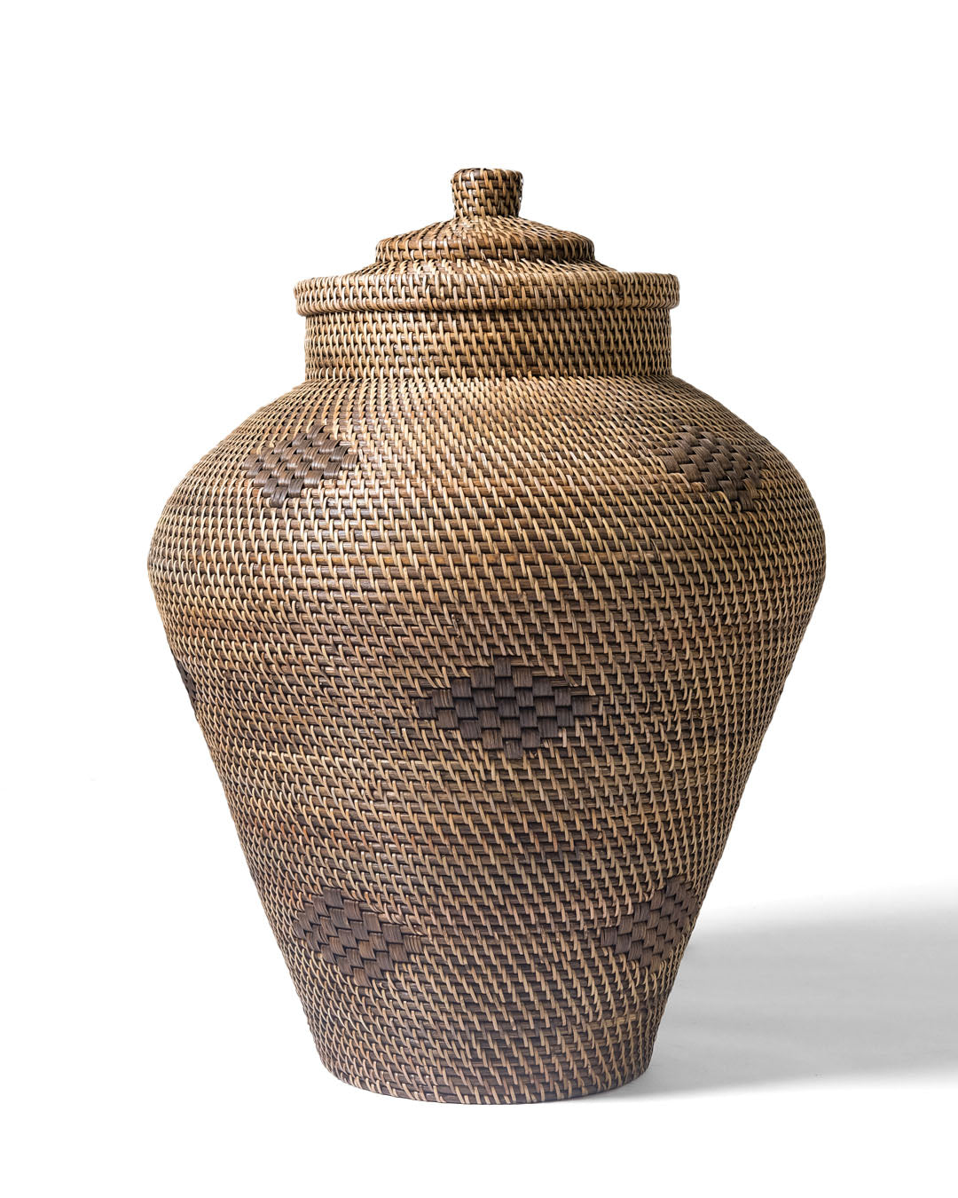 Rattan vase Obi islands decoration