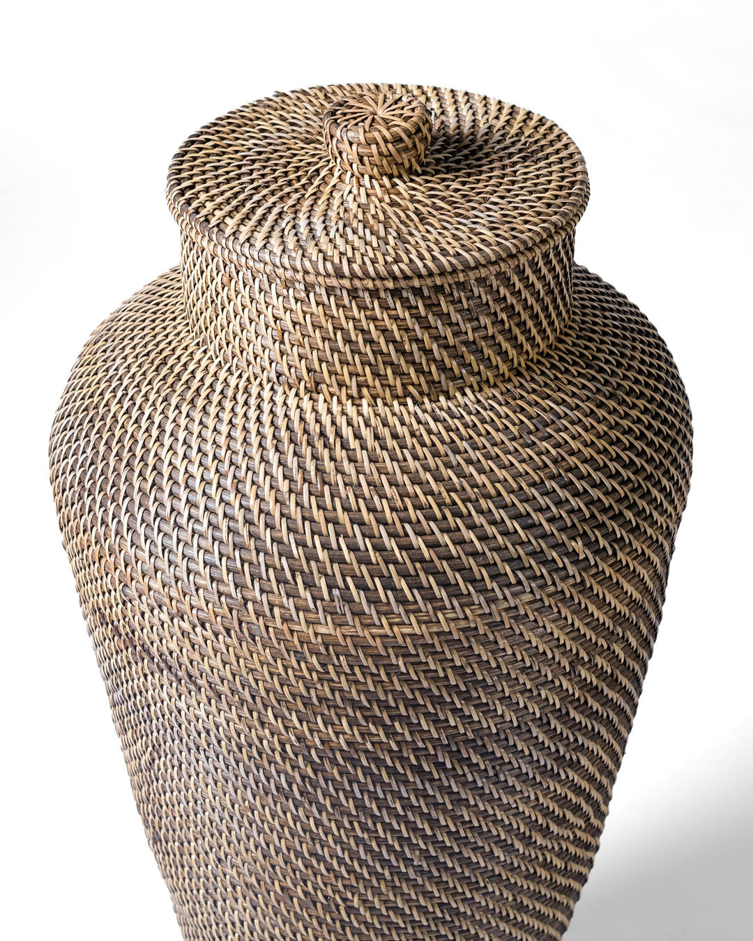 Moyo Island rattan basket with lid