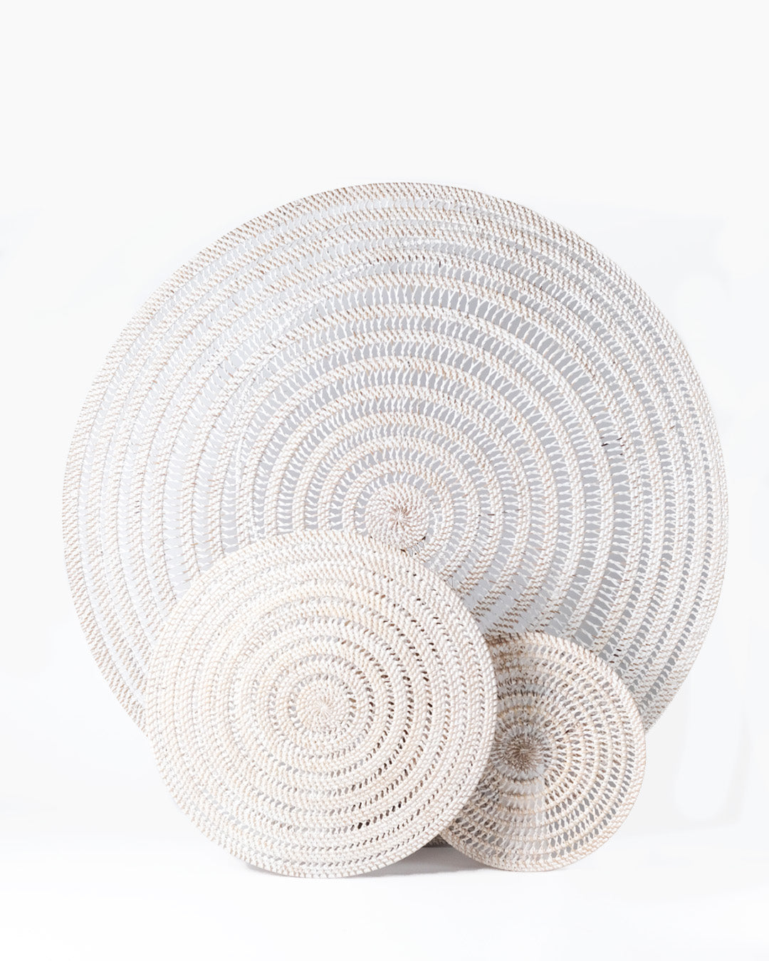 Prigi rattan plate